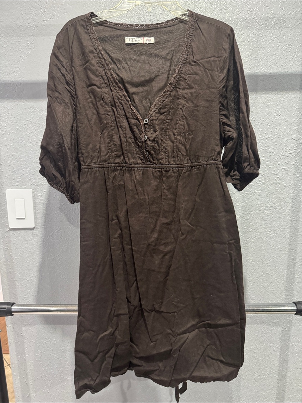 Old Navy Brown V-Neck peasant dress